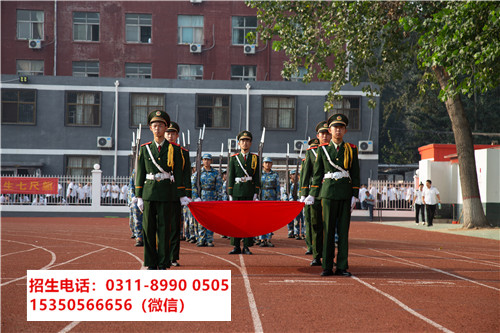 石家莊東華鐵路學(xué)校管得嚴(yán)嗎？