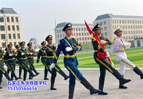 石家莊東華鐵路學(xué)校管的嚴(yán)嗎？可以隨便出入學(xué)校嗎？