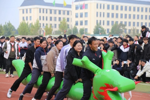 重磅利好！保定 8 個貧困縣學(xué)子就讀石家莊東華鐵路學(xué)校補(bǔ)助政策全解析